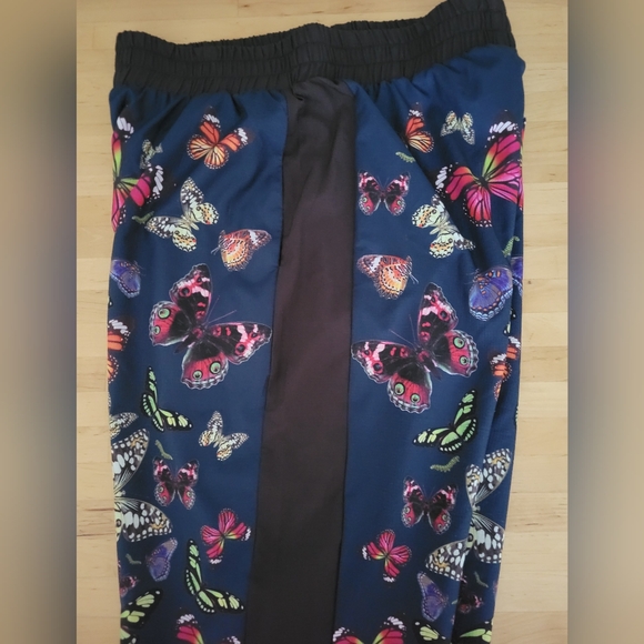 Terez Navy butterfly print soft pants Size Medium - Picture 4 of 14